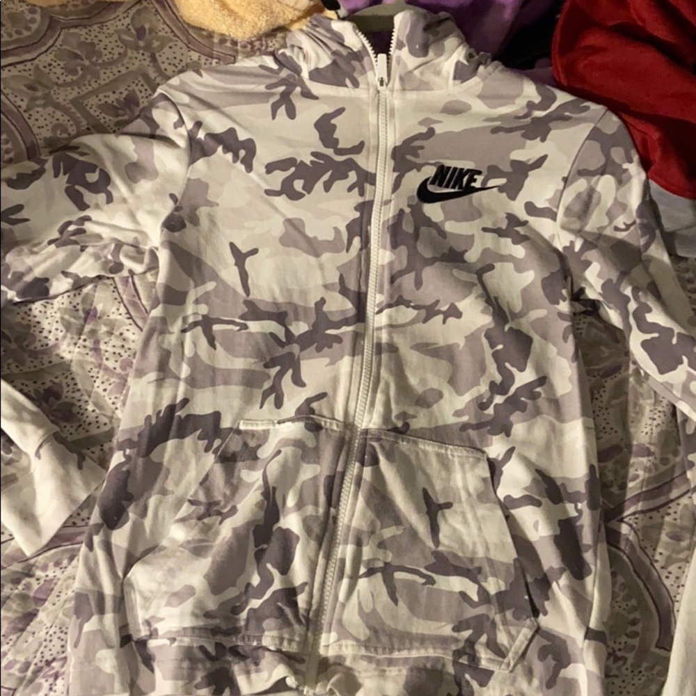 nike camo hoodie